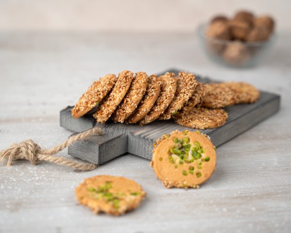 "برازق" شیر و کنجد